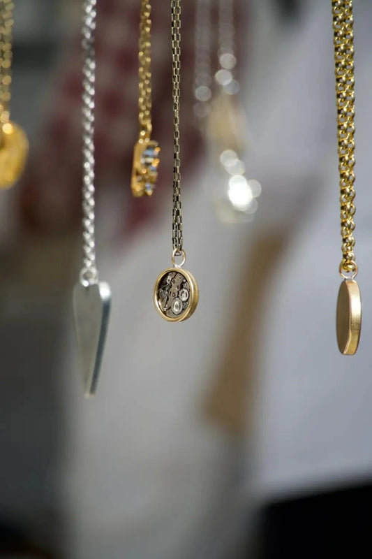 The Art of Handcrafted Jewelry: Timeless Elegance and Craftsmanship