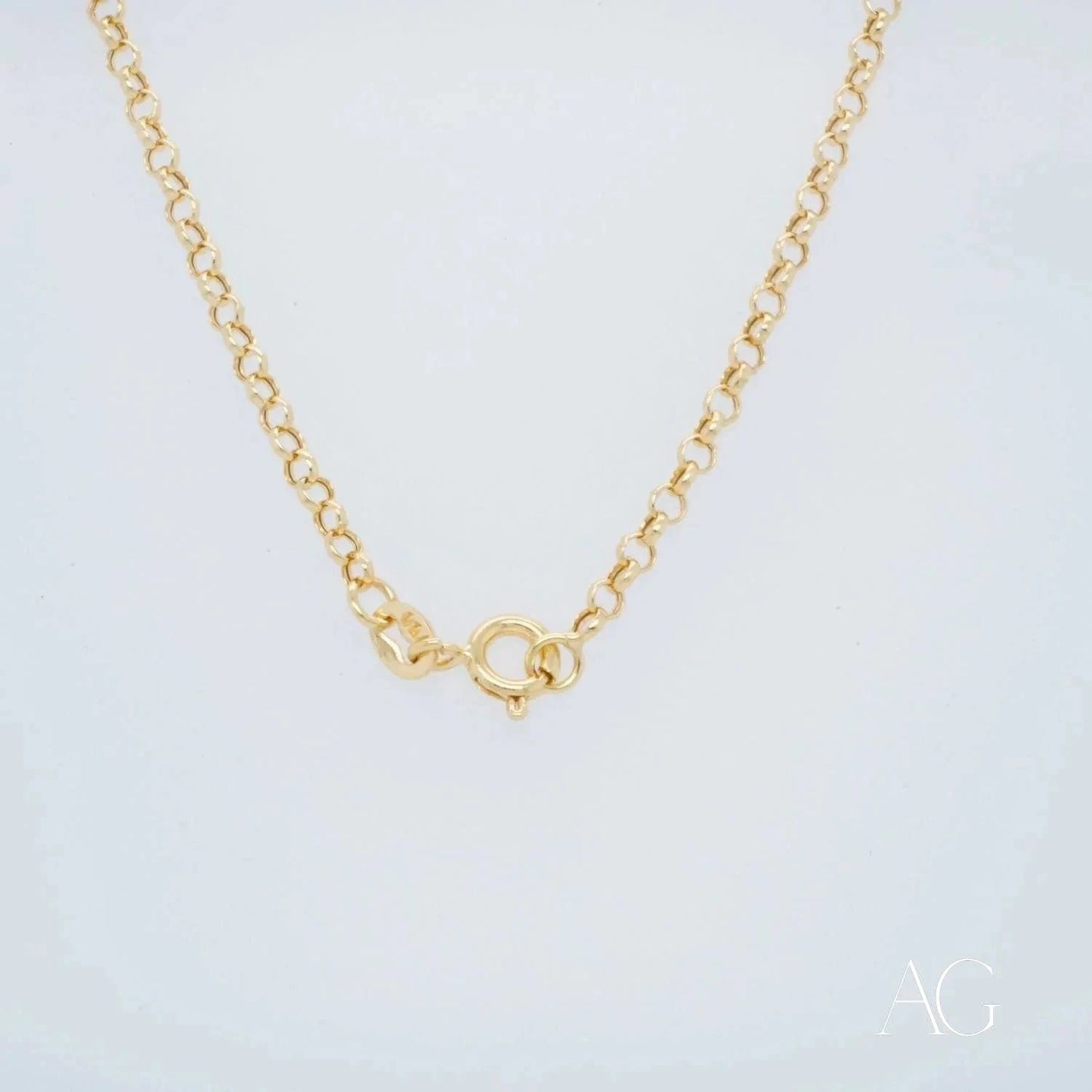 Gold chain necklace with circular clasp for 18k Gold Heart Charm Anklet