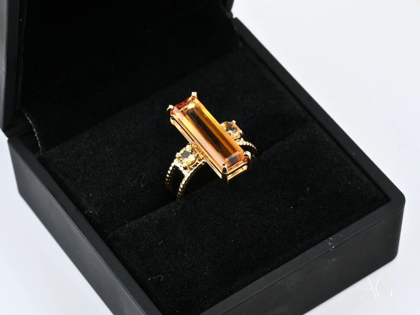 Art gold jewelry featuring an elegant 18K Gold Citrine Ring from the Solar Aura Collection