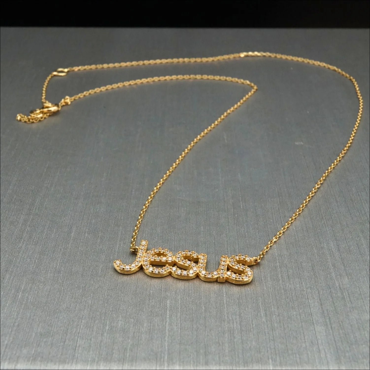 Jesus Pendant Gold Necklace - Art Gold Craftsmanship | Home