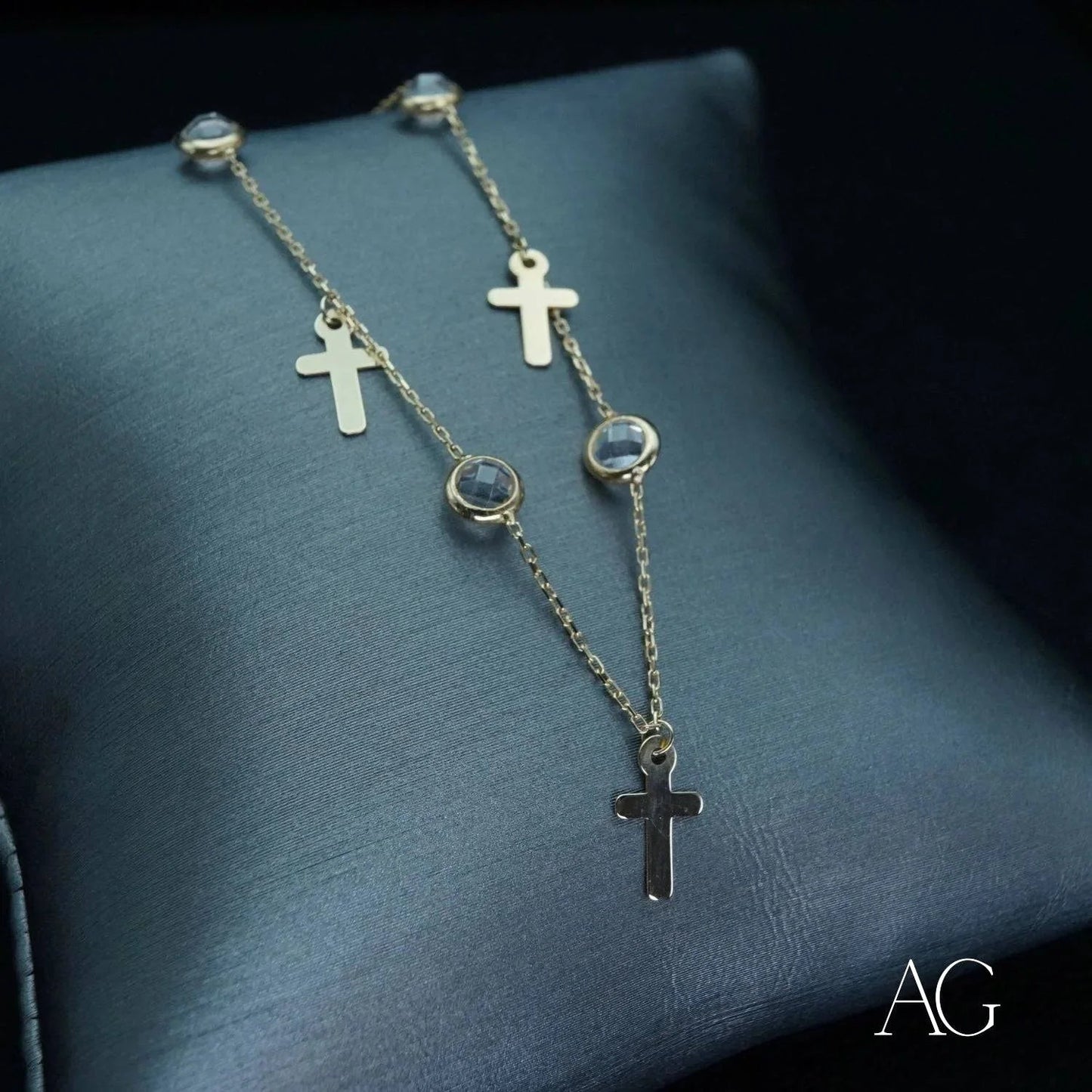 Delicate gold jewelry necklace with cross pendants and gemstones for Art Gold 18k Charms Anklet