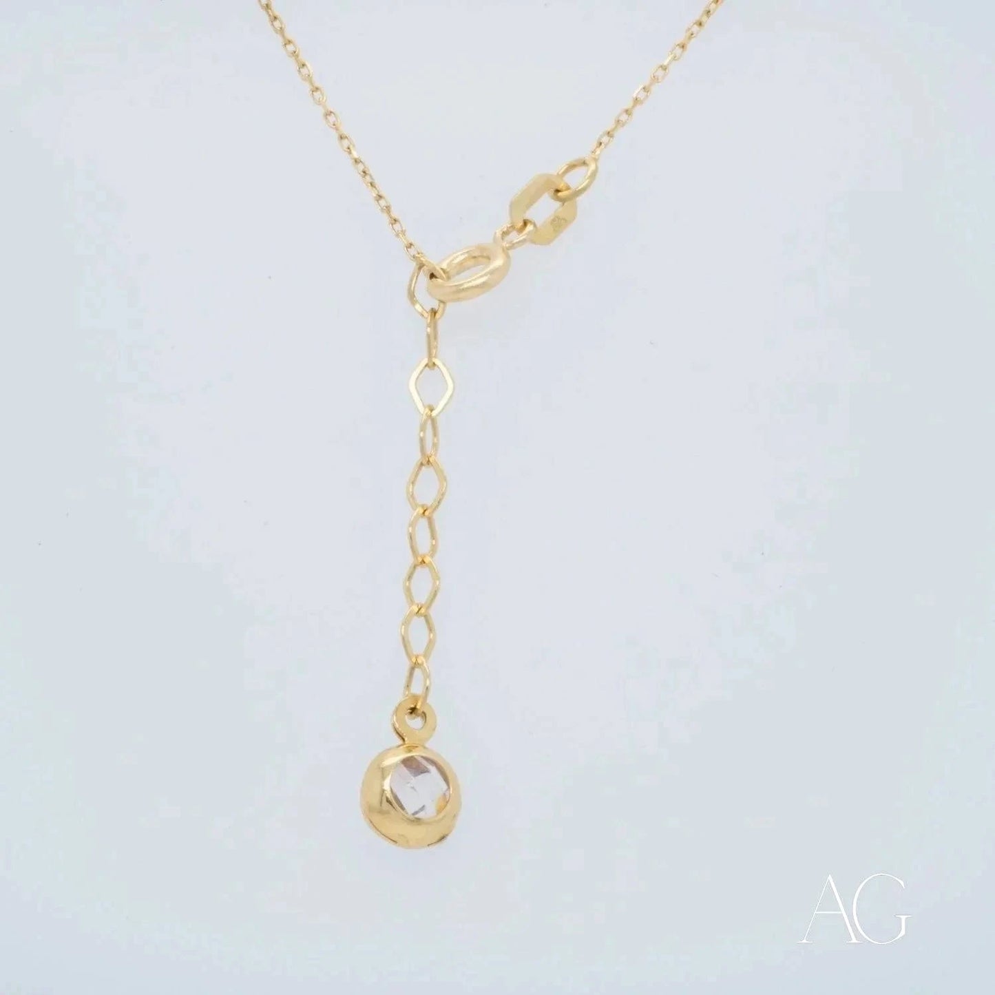 Delicate gold necklace with a circular pendant from Art Gold Jewelry 18k Charms Anklet
