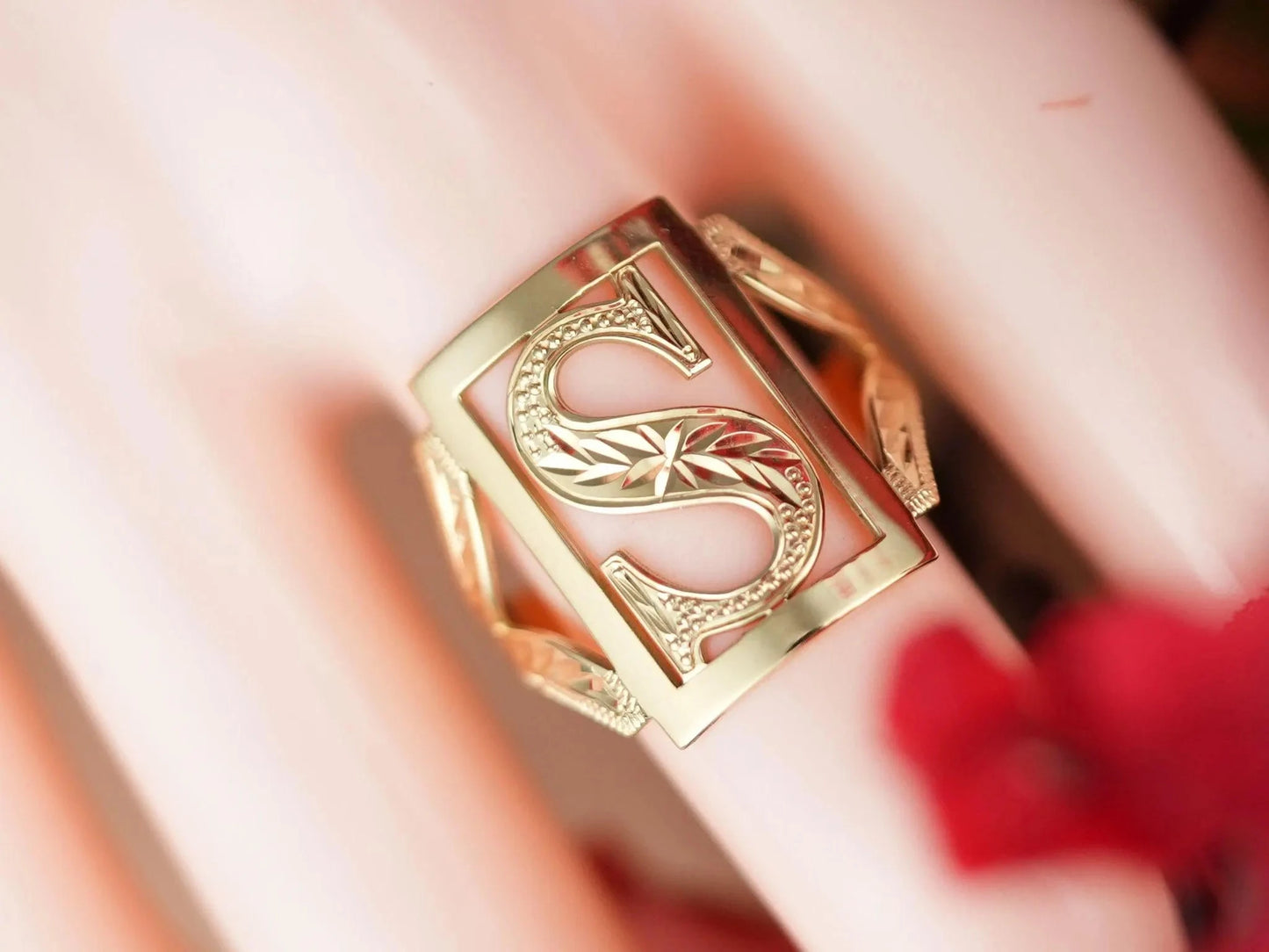 Elegant Personalized Initial Letter Ring Art Gold Jewelry
