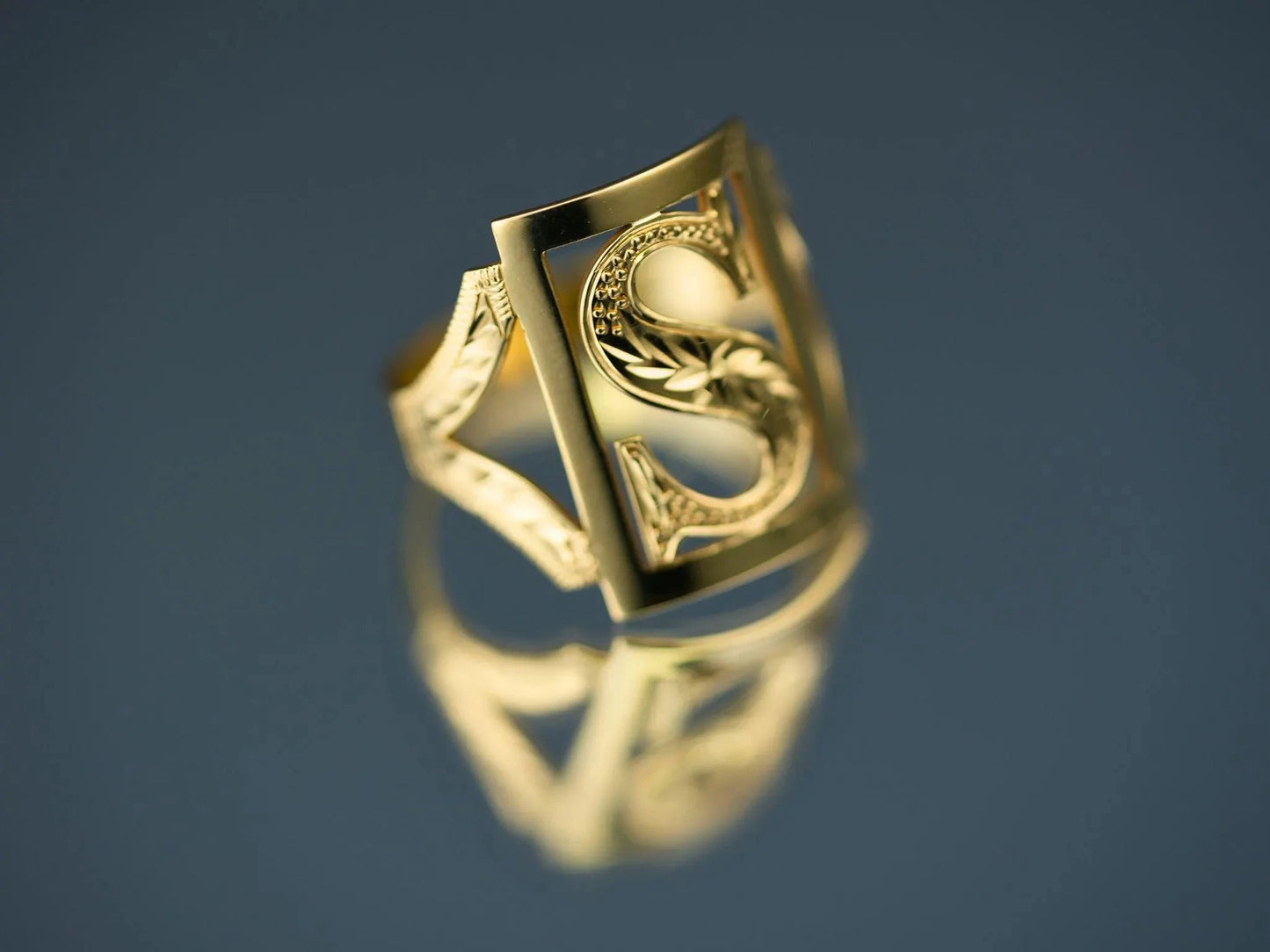 Elegant Personalized Initial Letter Ring Art Gold Jewelry
