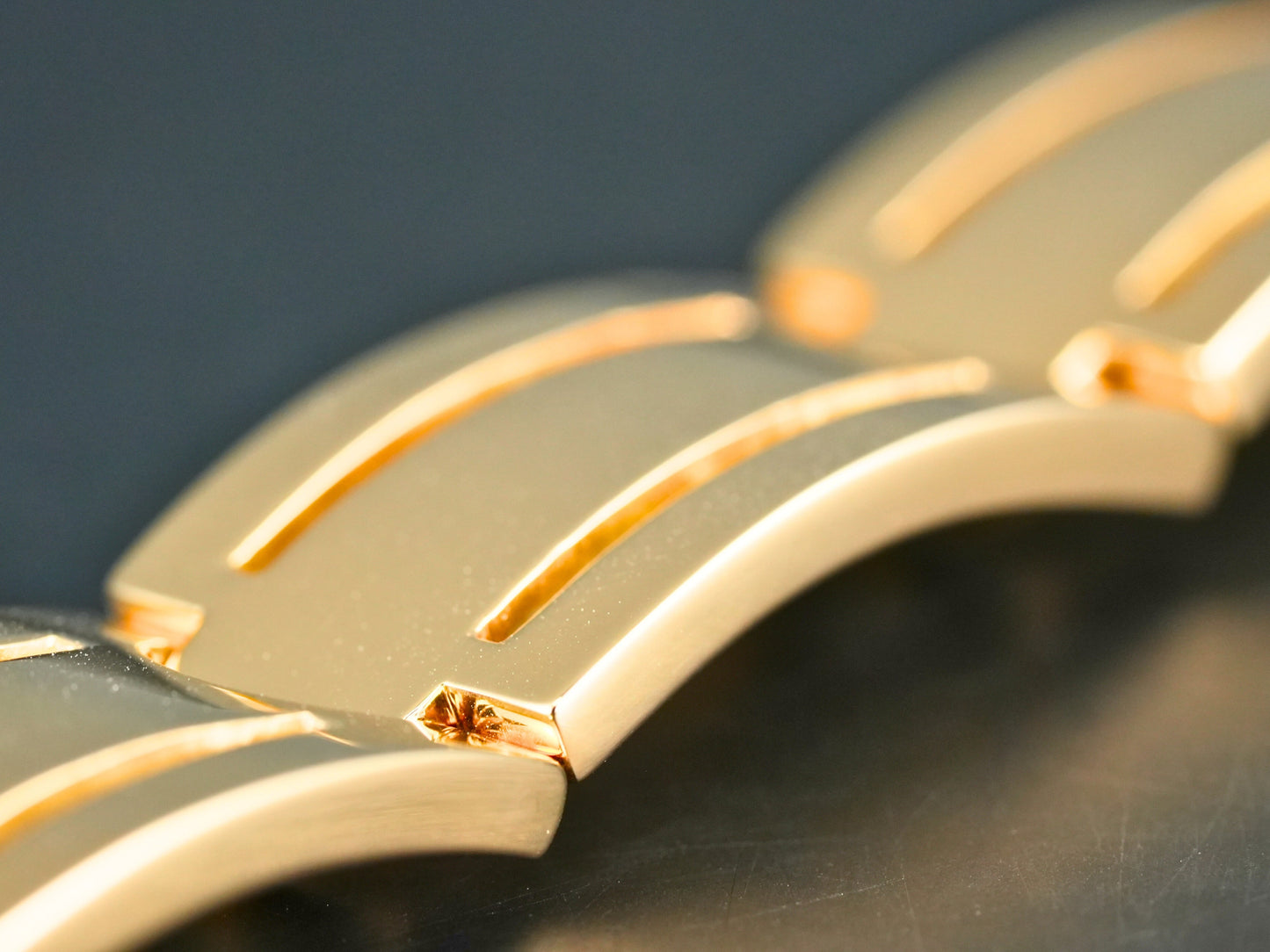 Luxury 18K Gold Men’s Bracelet – 120g with Triple Box Clasp Art Gold Jewelry
