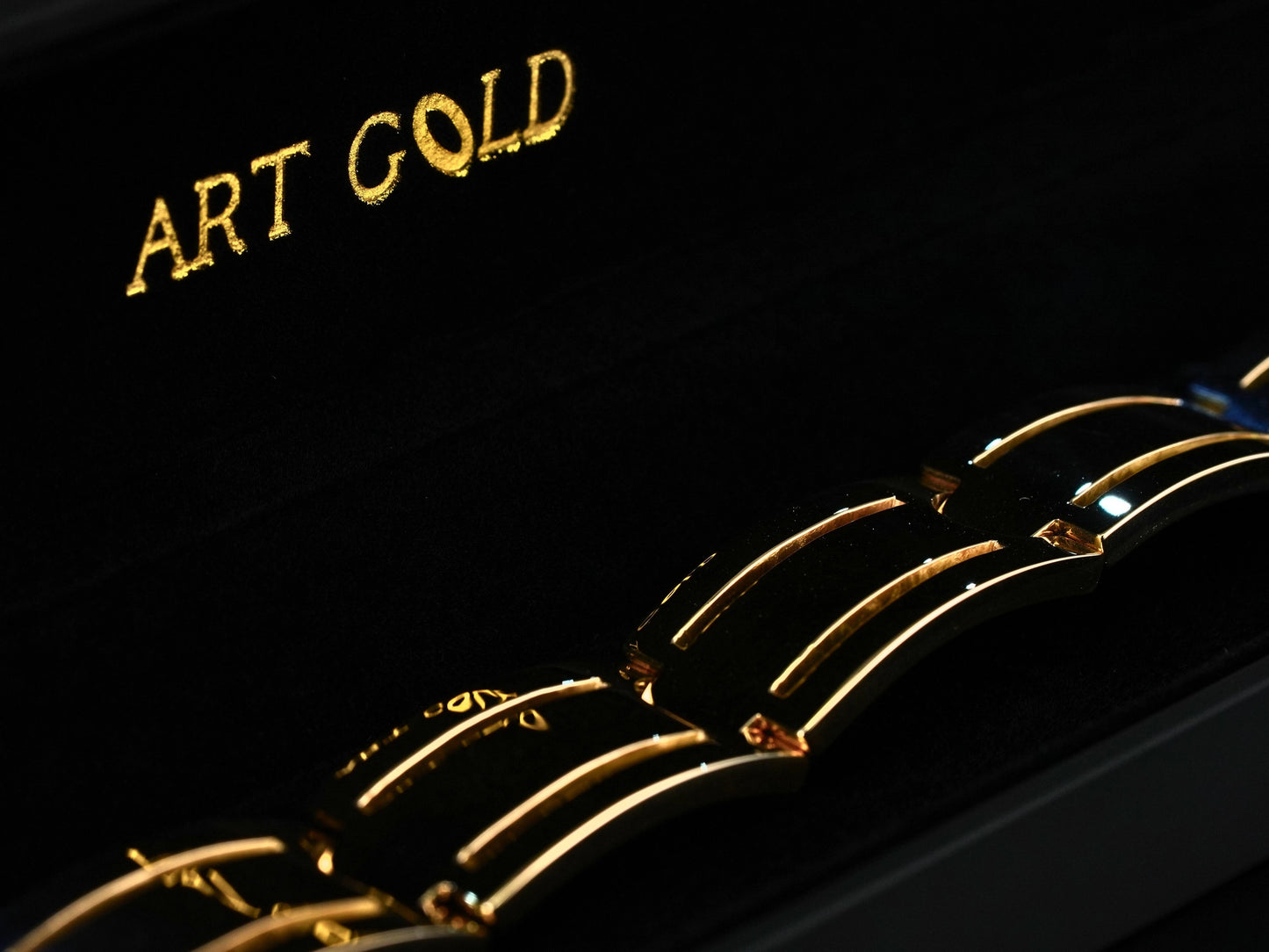 Luxury 18K Gold Men’s Bracelet – 120g with Triple Box Clasp Art Gold Jewelry