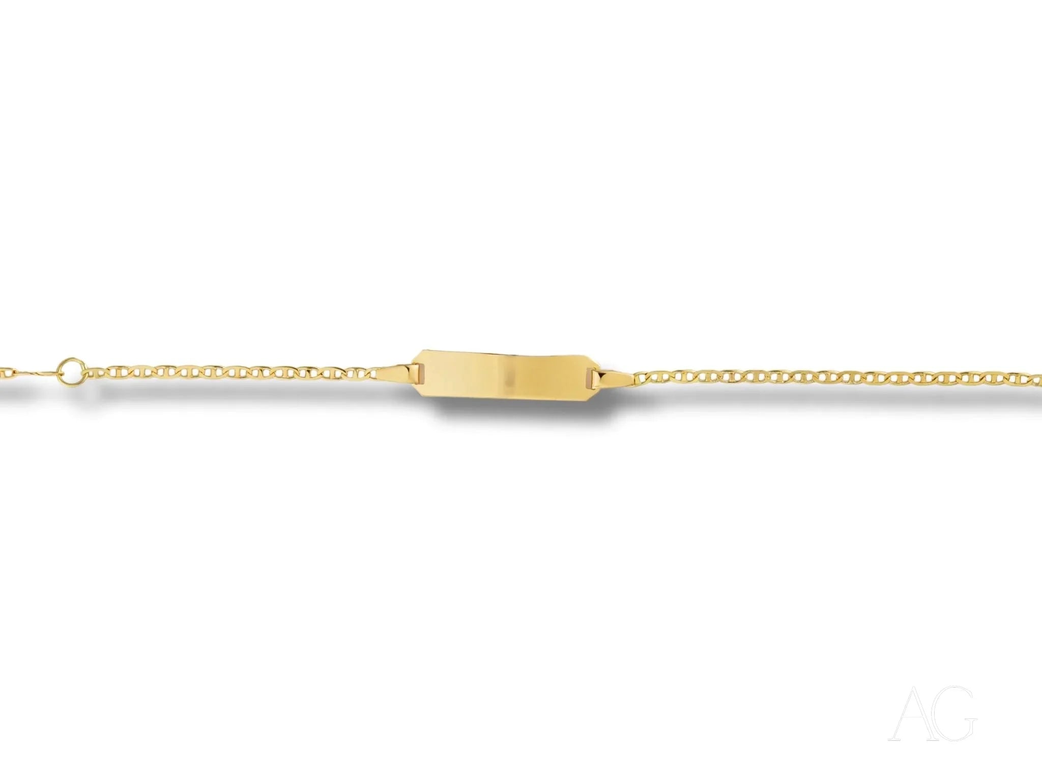 Delicate gold chain bracelet with nameplate and spring ring lock for kids’ ID