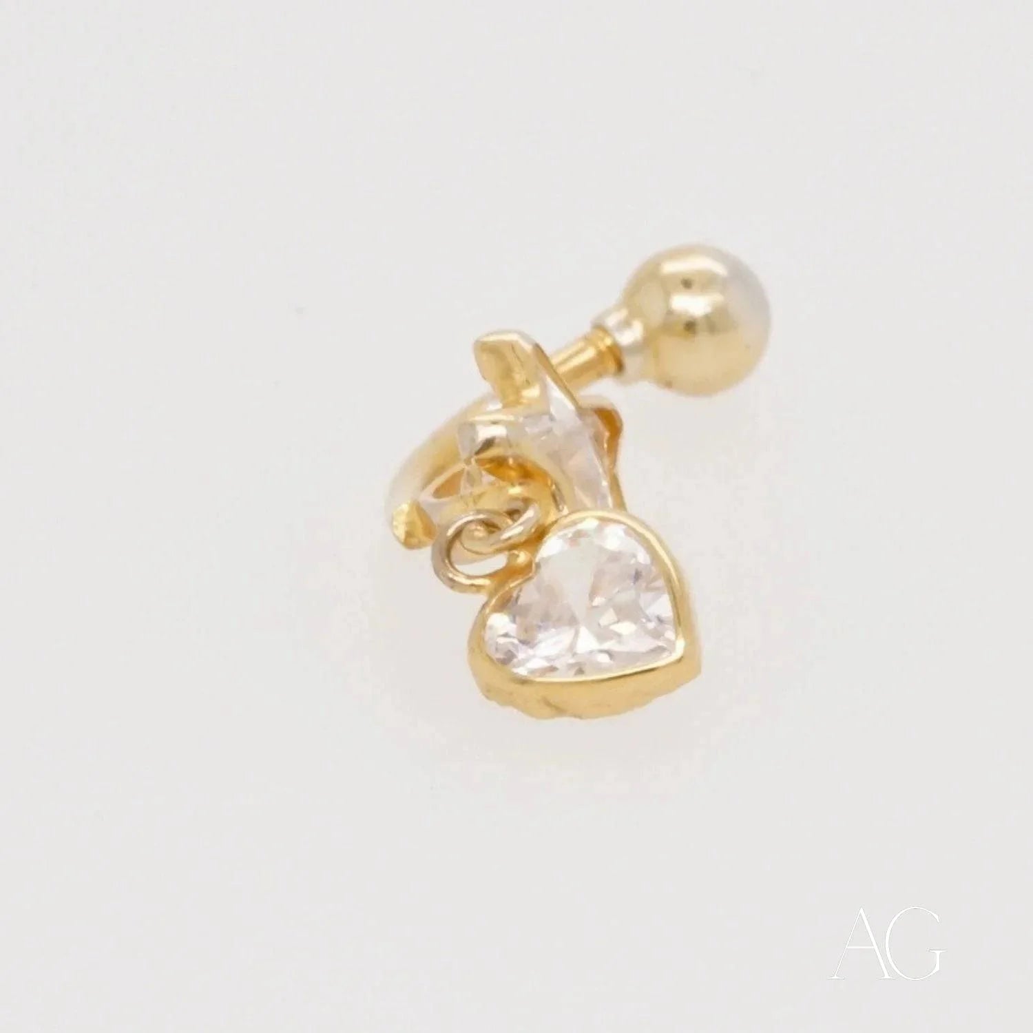 Gold earring featuring heart-shaped crystal pendant for 18k Gold Bellybutton Piercing