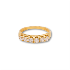 Elegant 18k gold ring with 6 white czs | Rings
