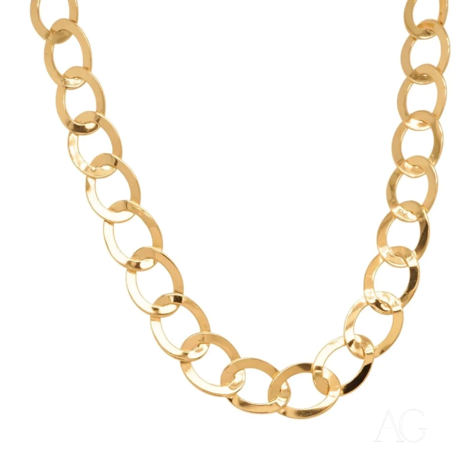 Gold chain necklace featuring interlocking oval links in 18k gold classic link style