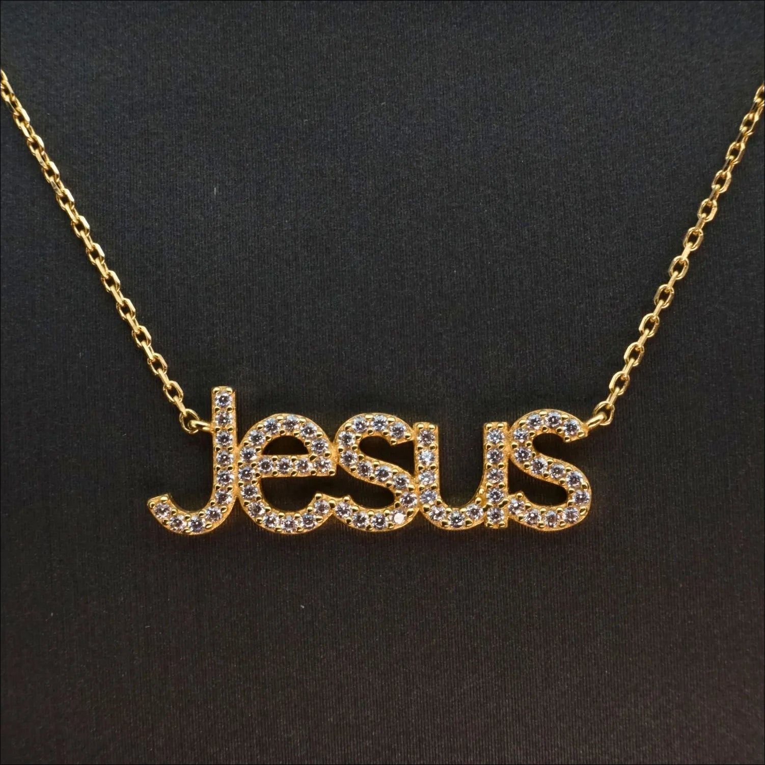 Jesus Pendant Gold Necklace - Art Craftsmanship | Home page