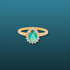 Elegant 18k gold green and white cz ring | Rings