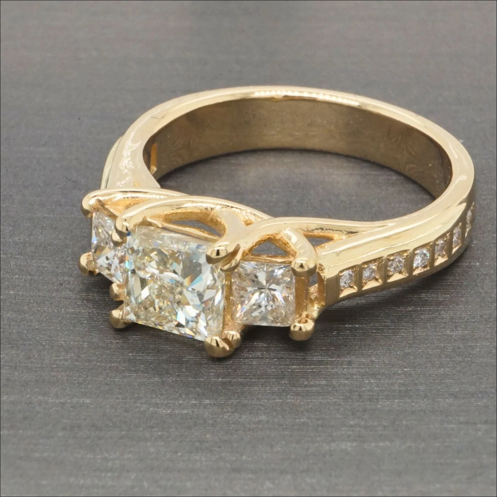 18k Ring with 0.98ct Diamond | Above $1000
