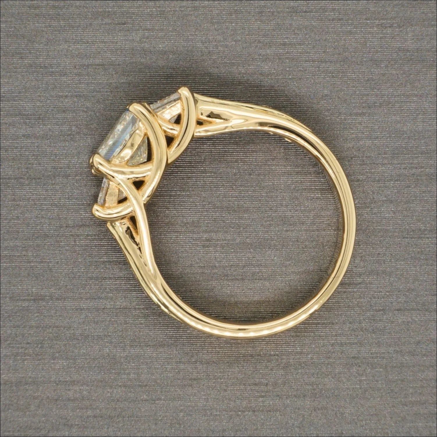 18k Gold Ring with 0.98ct Diamond | Above $1000