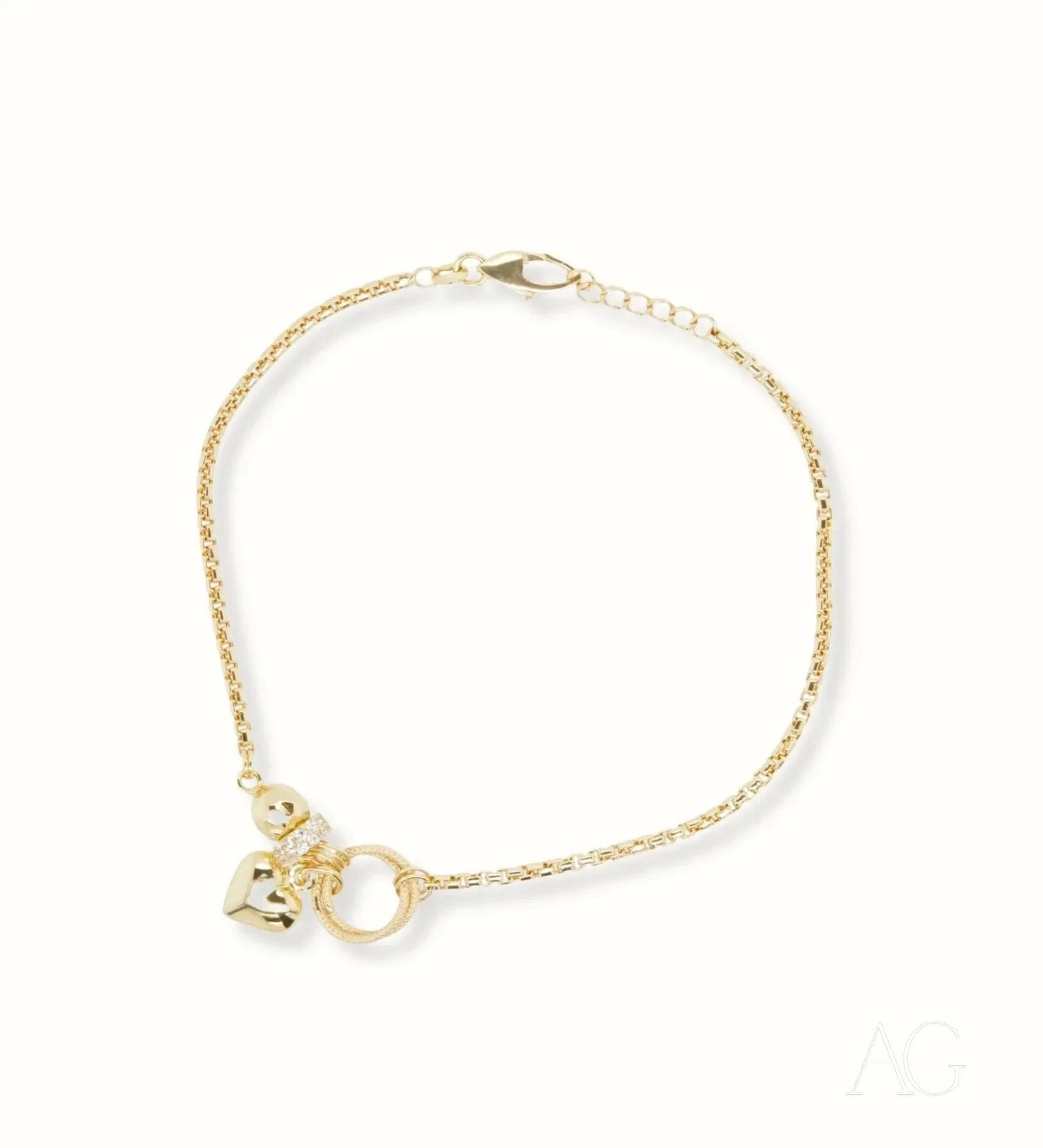Delicate 18k gold bracelet with a charm and number 20 pendant in gold jewelry