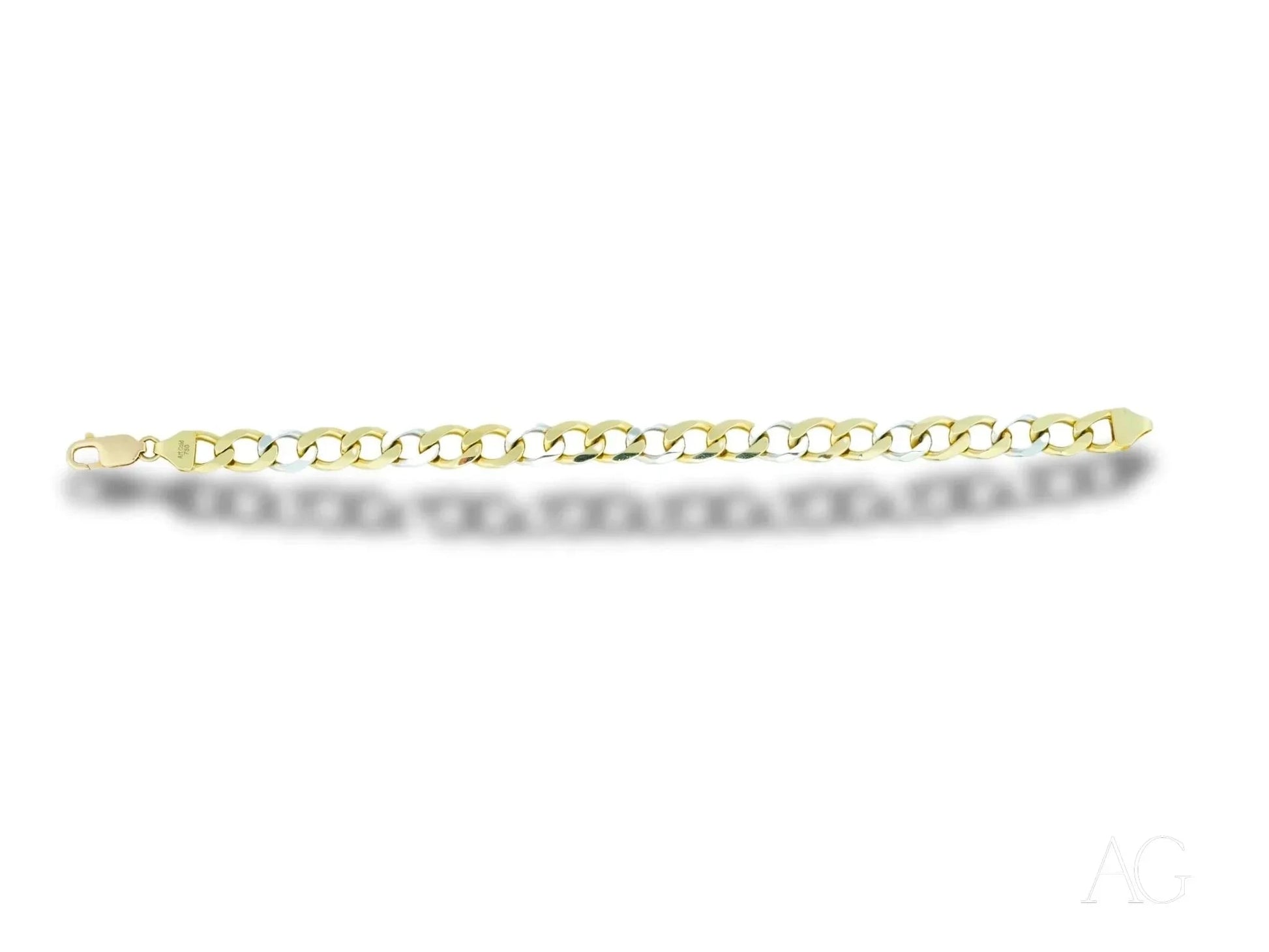 Gold chain bracelet with interlocking links from Discover Art Gold Jewelry collection