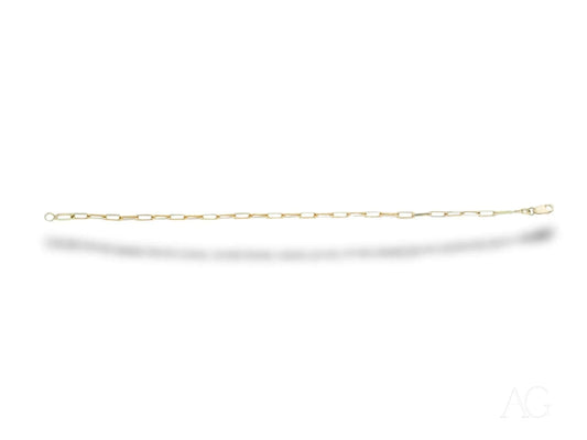 Delicate solid 18k gold chain necklace with elongated links for timeless elegance