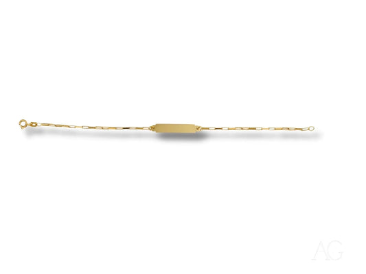 Thin solid 18k gold rod with thicker center in elegant kid’s bracelet design
