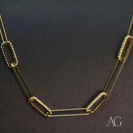Luxury 18k Gold Zirconia Necklace featuring diamond-encrusted oval links in art gold