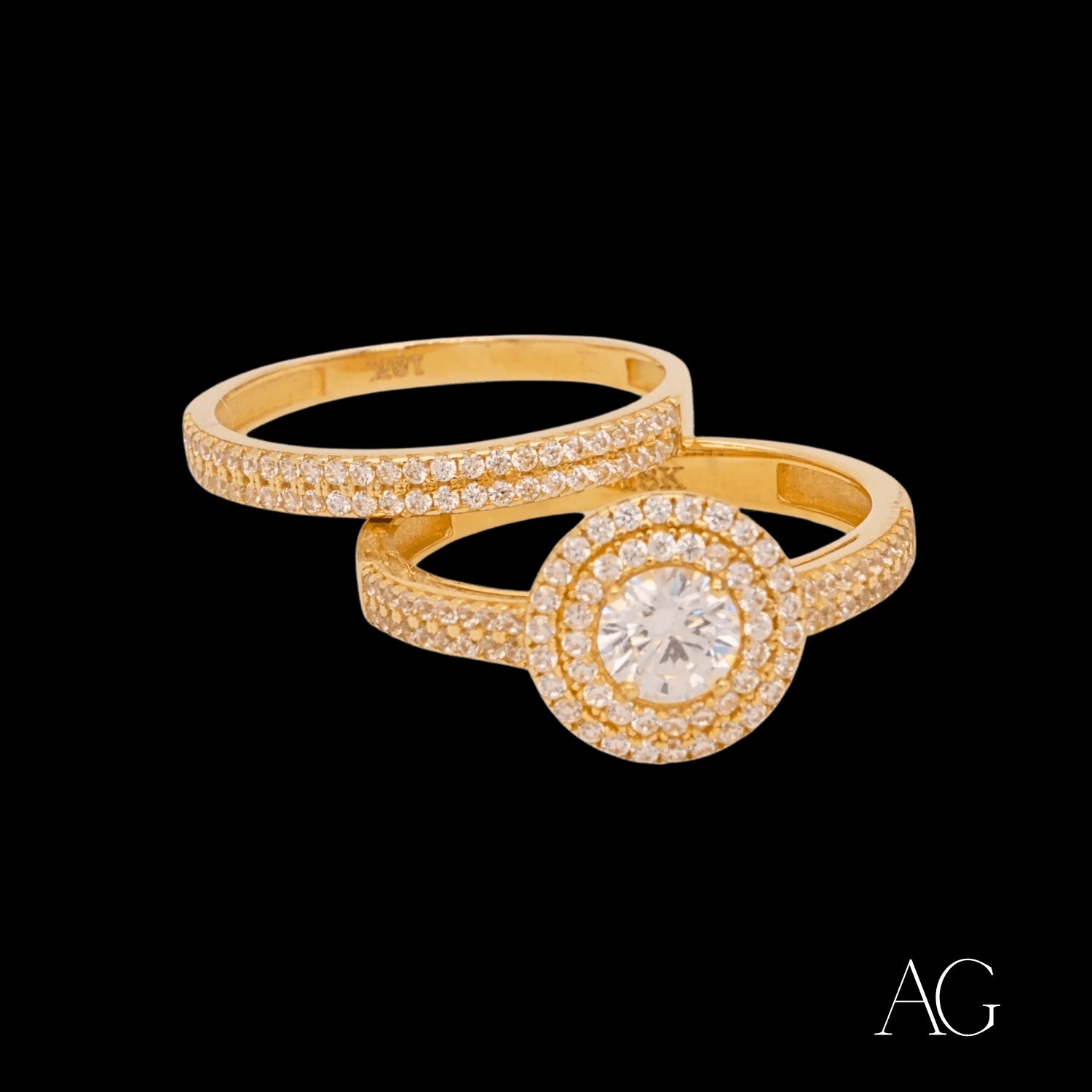 Elegant 18k gold engagement ring with cz sparkle