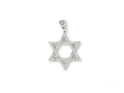 Elegant Silver Star of David pendant in 18k White Gold adorned with sparkling diamonds