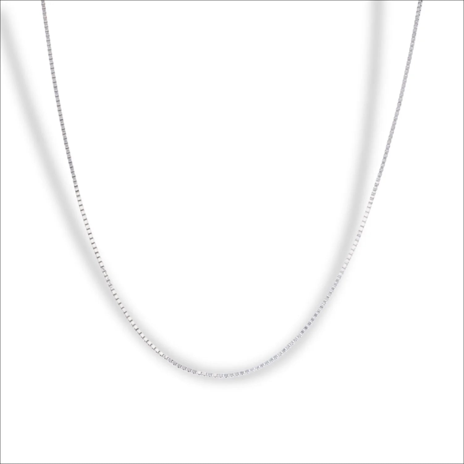 Delicate 18k white gold box chain - petite elegance | Chains