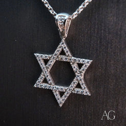 Elegant 18k White Gold Star of David pendant necklace adorned with diamonds and CZ