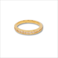 Radiant elegance: 18k gold cz ring | Rings