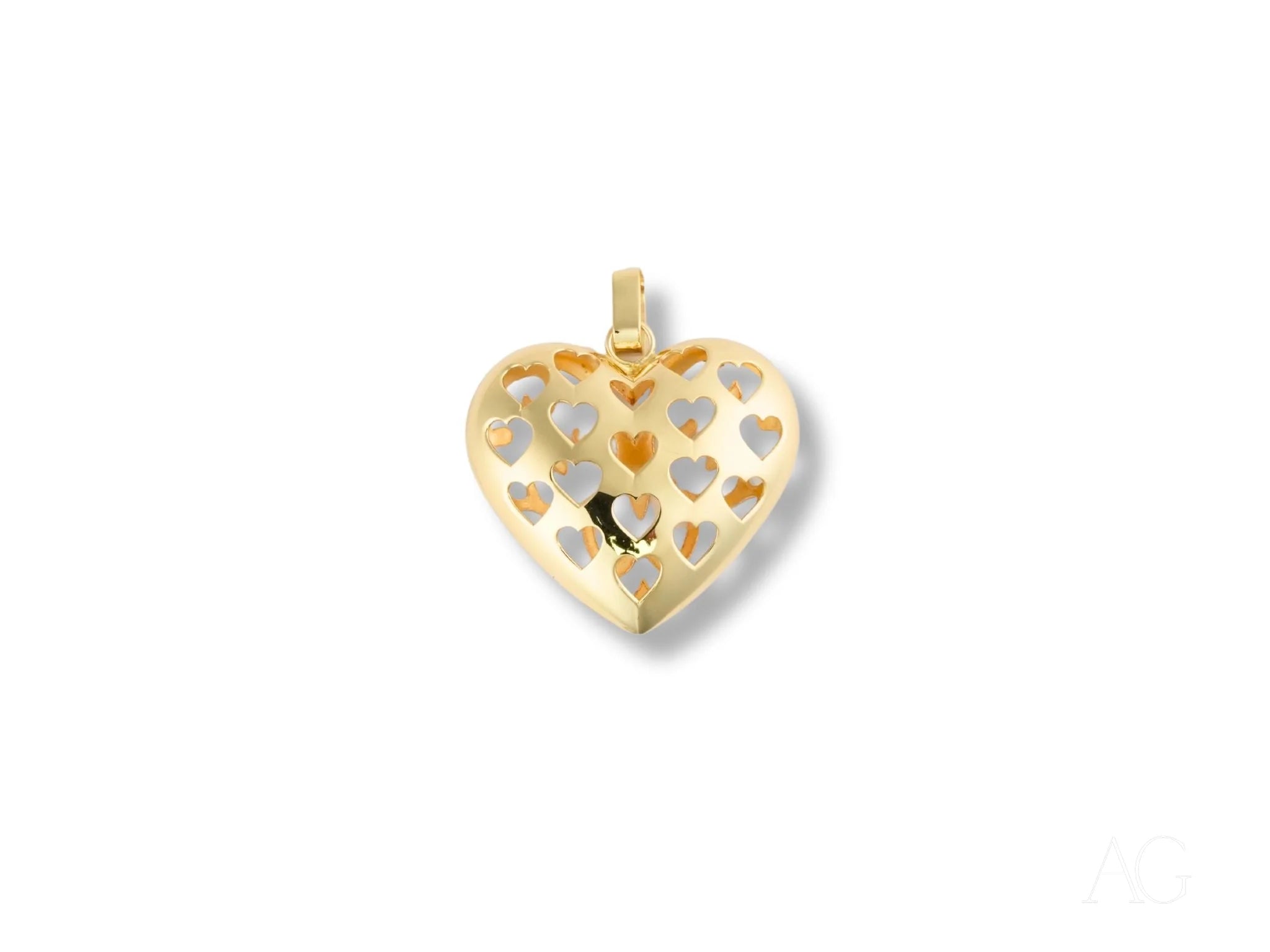 18k Gold Eternal Heart Pendant with Cutout Heart Patterns for Timeless Elegance