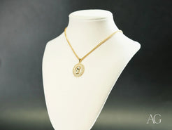 Gold chain necklace with oval medallion for the Golden Charm 18k Gold Boy Pendant