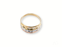 Tri-colored 18k gold ring with wave pattern in Golden Spectrum design, featuring rose gold