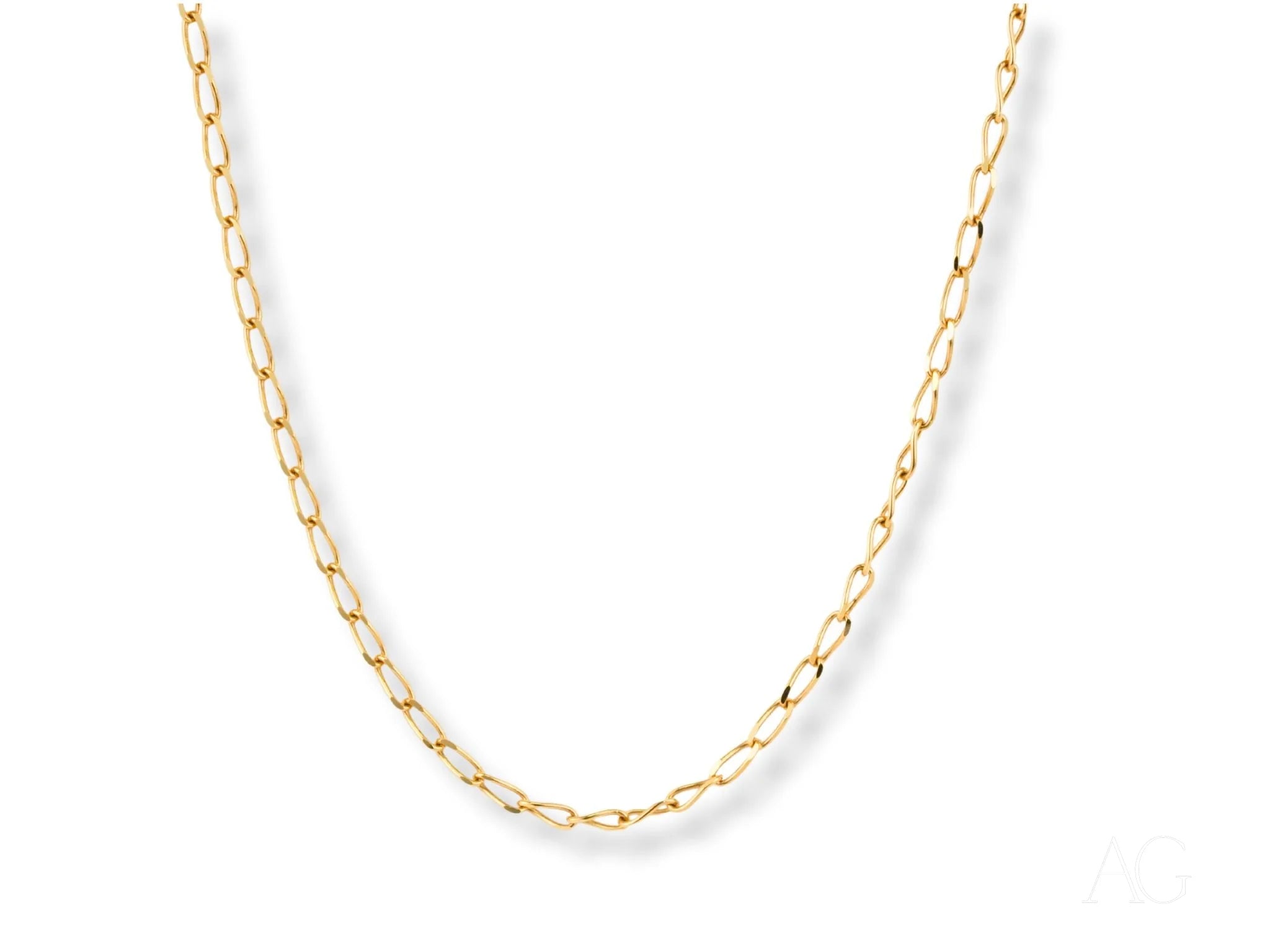 Gold chain necklace from Golden Classic in 18K yellow gold basic link chain design