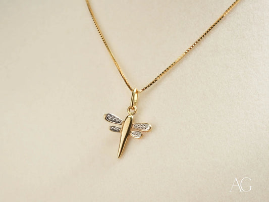 18k Gold Golden Dragonfly Pendant Necklace embellished with Diamonds for elegant style