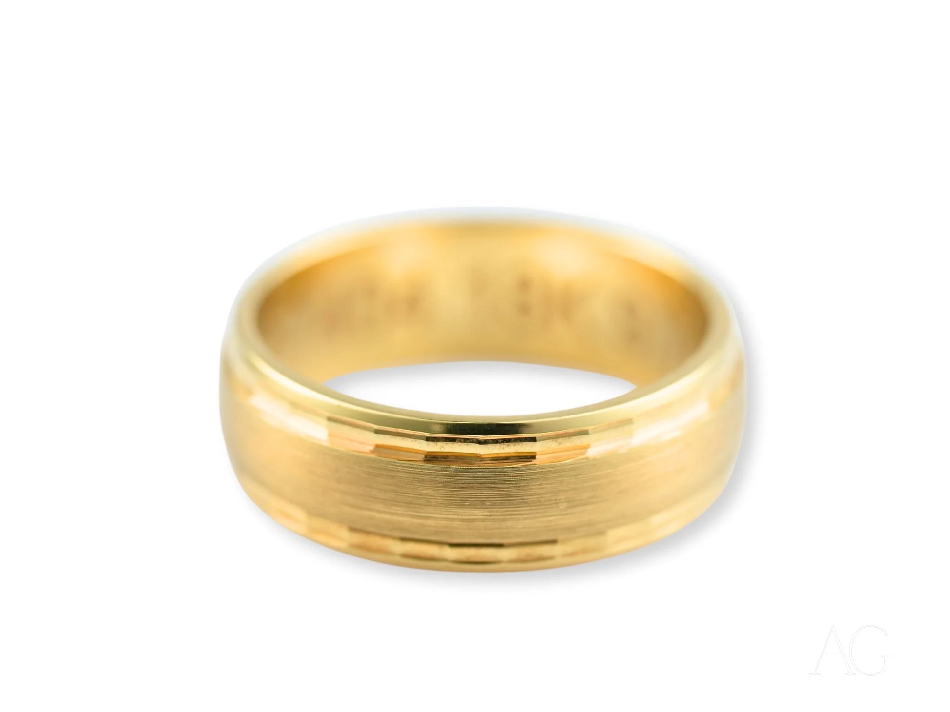 Gold Wedding Band with polished edges and brushed center in 14k Gold - Golden Fortress