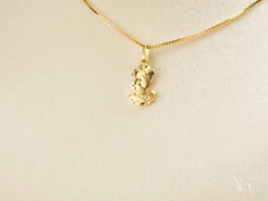 18k gold Golden Lady Pendant necklace featuring a classical bust design