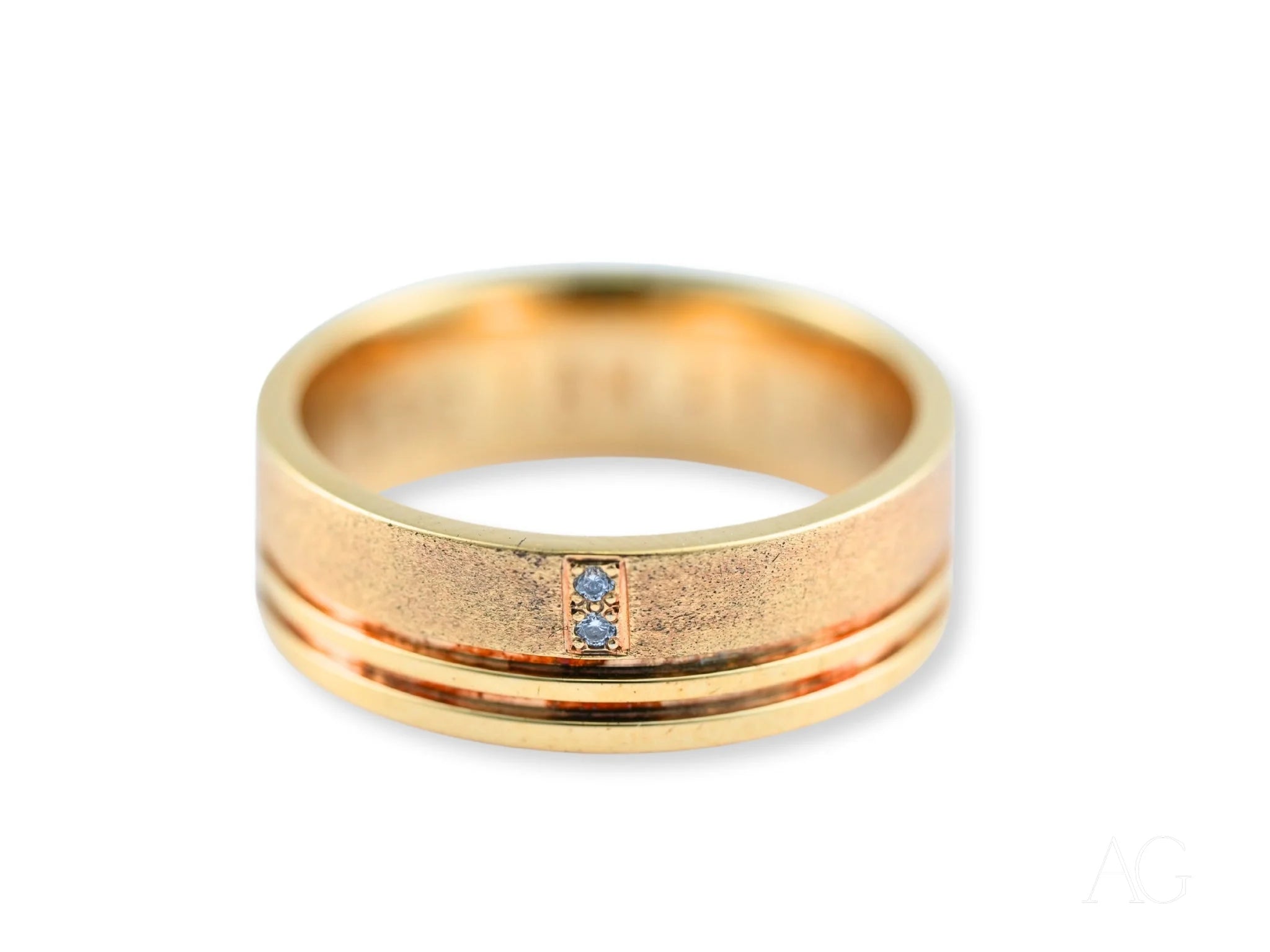 14k Gold Golden Meridian Wedding Band with Diamond Accent featuring two small diamonds