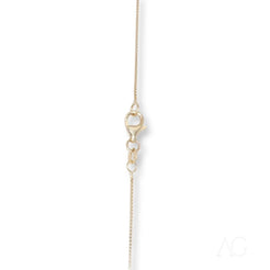 Delicate 14k gold box chain necklace with decorative clasp for elegant style