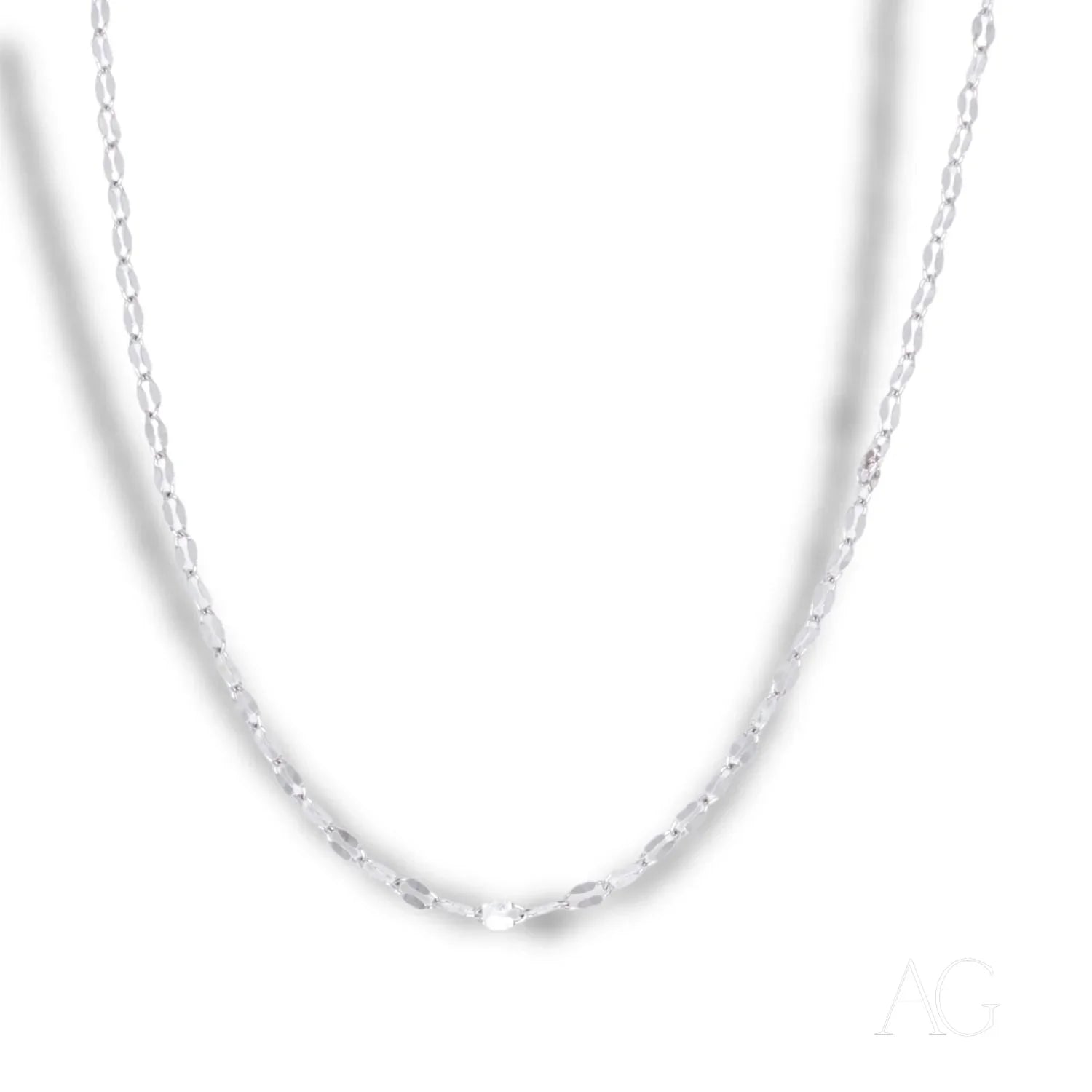 Luxury 18k white gold chain necklace featuring delicate fine links in an elegant style