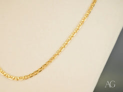 Gold mariner link chain from Majestic Strength in 18K Yellow Gold for art gold jewelry