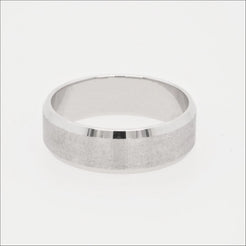 Contemporary Elegance: White Gold Wedding Band | Home page