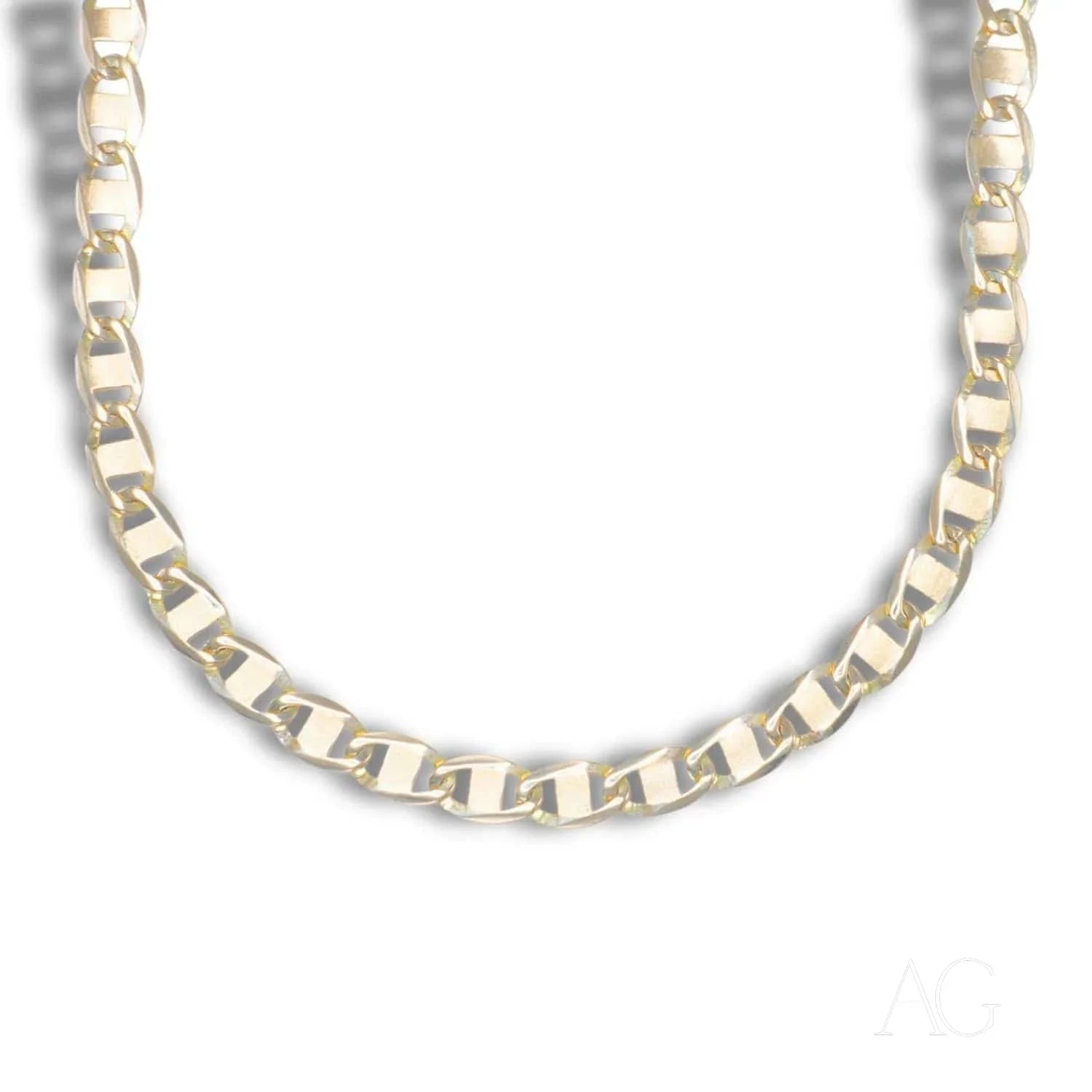 Gold chain necklace with flat interlocking links from Piastrine Gold collection