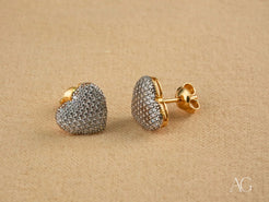 Heart-shaped gold earrings with crystals from Radiant Love in luminous 18k gold