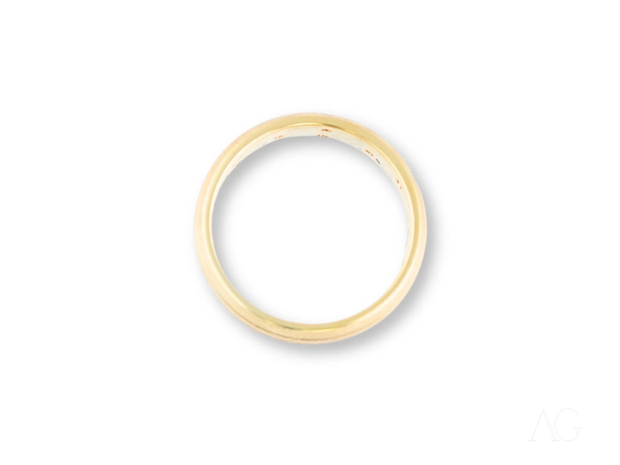 14k Gold Stellar Strands Wedding Band showcasing a simple, elegant design