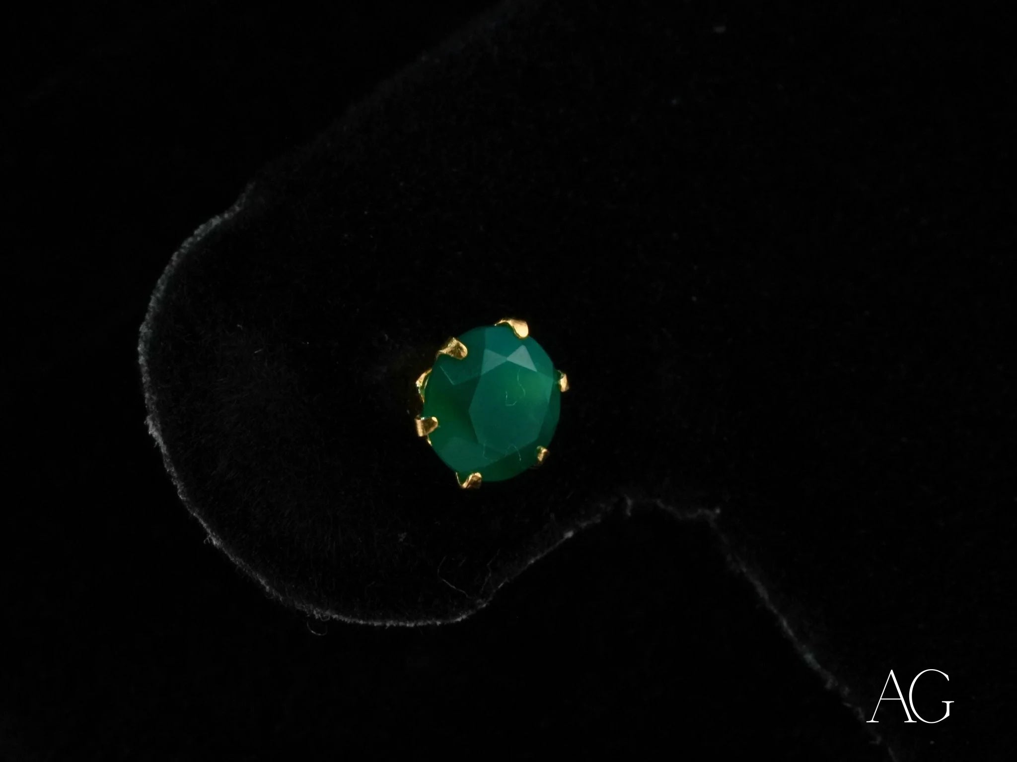 Green cubic zirconia stud earrings in 18k gold, part of Verdant Sparkle collection