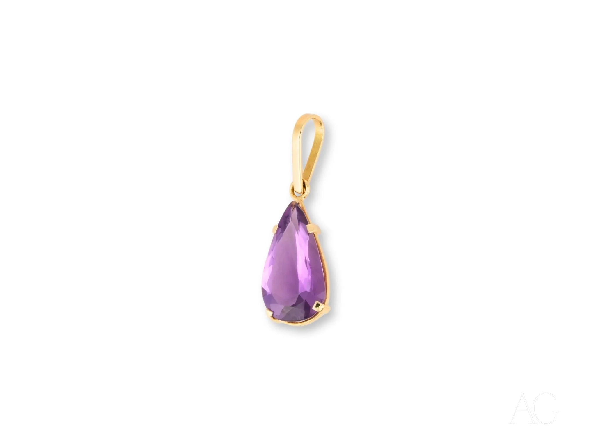 Teardrop-shaped Amethyst pendant in 18k gold setting, Violet Bloom Pendant design